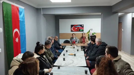 Başkan Adayı Demirlek, Azerbaycan Kültür Derneği'ne Ziyarette Bulundu