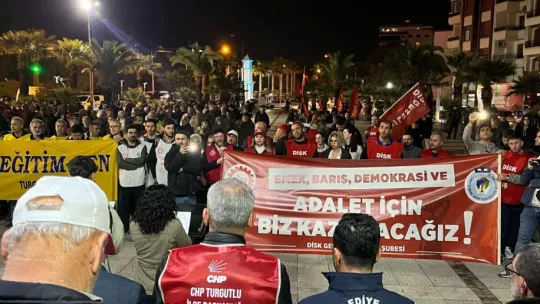 Turgutlu'da 1 Mayıs Coşkusu Emek ve Dayanışma Sokaklara Taştı