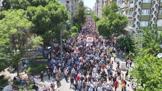 On Binler Birlikte Başkanımı Son Yolculuğuna Uğurladı