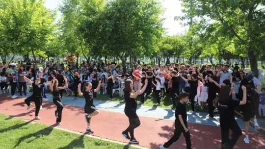 Turgutlu'da 6. Geleneksel Tohum Takas ve Bahar Şenliği Coşkuyla Gerçekleşti