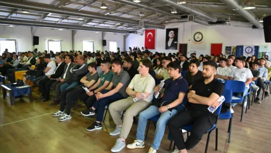 Büyükşehir'den Üniversite Tanıtım Gezisiyle Öğrencilere Kariyer Desteği