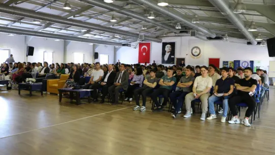 Büyükşehir'den Üniversite Tanıtım Gezisiyle Öğrencilere Kariyer Desteği
