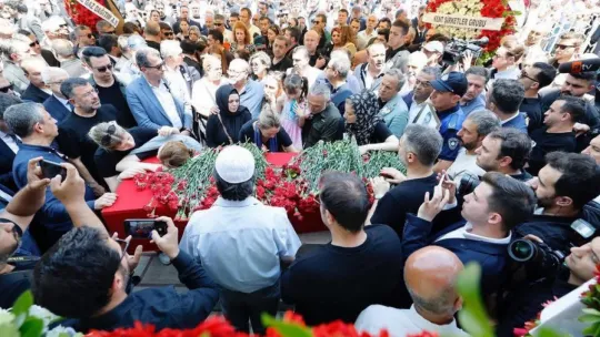 On Binler Birlikte Başkanımı Son Yolculuğuna Uğurladı