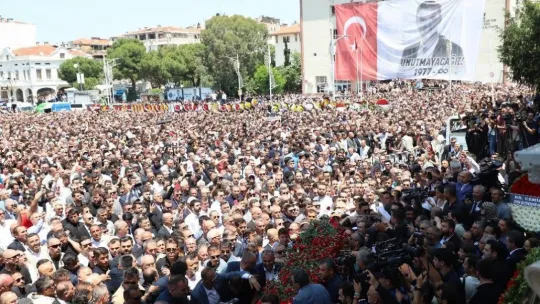 On Binler Birlikte Başkanımı Son Yolculuğuna Uğurladı