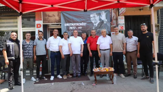 Merhum Başkan Ferdi Zeyrek'in Anısına Turgutlu'da Lokma Hayrı Düzenlendi