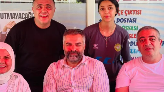Merhum Başkan Ferdi Zeyrek'in Anısına Turgutlu'da Lokma Hayrı Düzenlendi