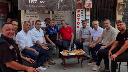 Merhum Başkan Ferdi Zeyrek'in Anısına Turgutlu'da Lokma Hayrı Düzenlendi