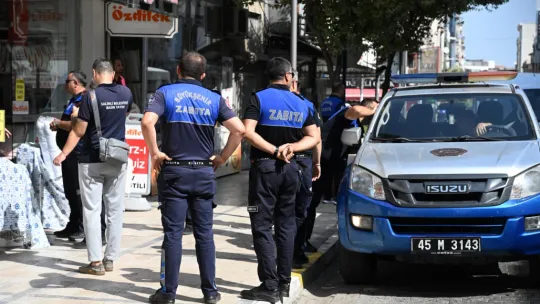 Salihli'de Kaldırım İşgali Denetimi Yapıldı