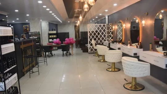 Luna Vip Epilasyon Güzellik Merkezi Turgutlu'da Sizlerin Hizmetinde!