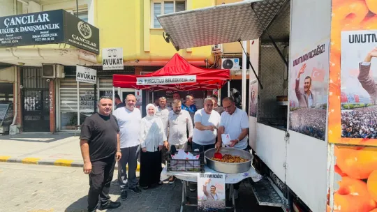 Merhum Başkan Ferdi Zeyrek'in Anısına Turgutlu'da Lokma Hayrı Düzenlendi