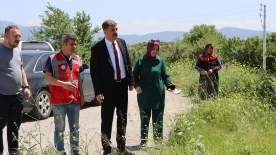 Kula Belediye Başkanı Dönmez, Burçakovası'ndaki MASKİ Çalışmalarını Yerinde İnceledi