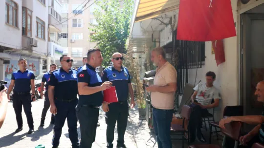 Turgutlu Zabıtasından Kaldırım İşgali Denetimi