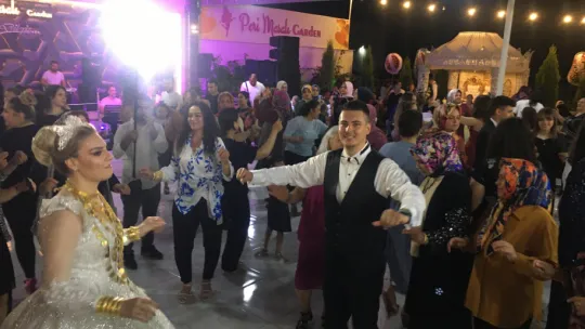 Turgutlu'da Muhteşem bir düğünle hayatlarını birleştirdiler