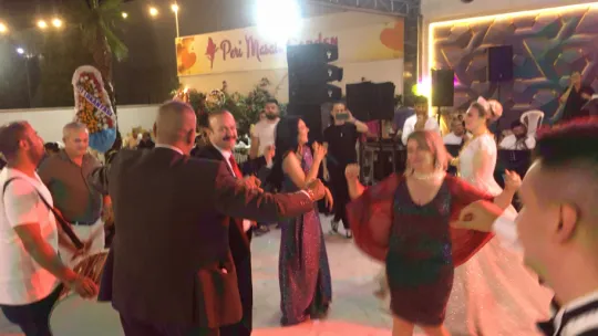 Turgutlu'da Muhteşem bir düğünle hayatlarını birleştirdiler