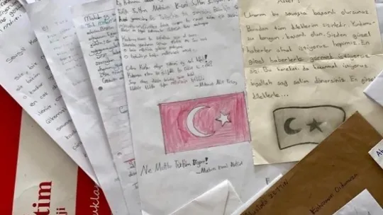 Kent Eğitim Koleji öğrencilerinden harekattaki Mehmetçiğe duygu dolu mektup