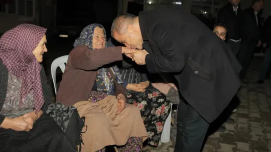 Ali Uçak Sarıgöl'de meşale ve sloganlarla karşılandı
