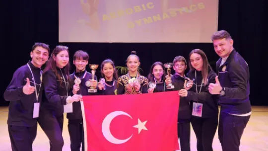 Manisa BBSK'lı Milli Sporcular Başkan Ferdi Zeyrek'in konuğu oldu
