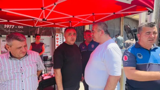 Merhum Başkan Ferdi Zeyrek'in Anısına Turgutlu'da Lokma Hayrı Düzenlendi