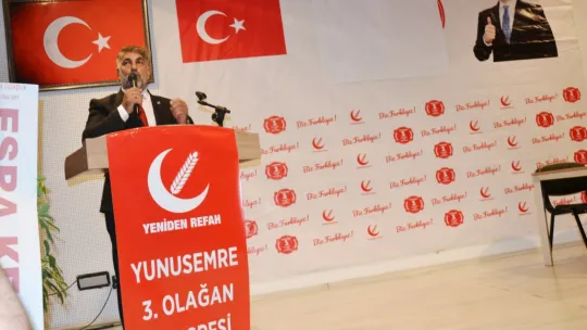 Yeniden Refah Partisi Yunusemre İlçe Başkanı Mehmet Baki Çelik güven tazeledi