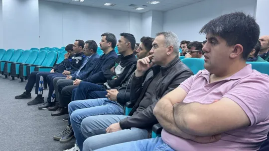 Manisa Büyükşehir Belediyesi Personeline 'Etiklik' Semineri Verildi