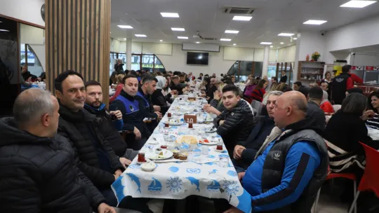 Başkan Çetin Akın Mesaisine Belediye Personeliyle Başladı