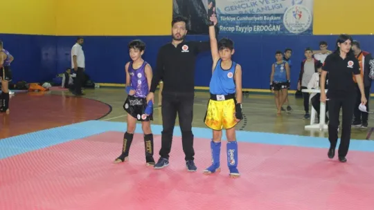 Muay Thai Sporcularından Asker Selamı Şampiyonlardan Turgutlu'ya 23 Madalya