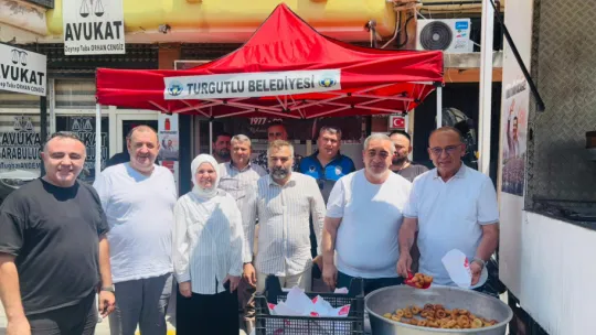 Merhum Başkan Ferdi Zeyrek'in Anısına Turgutlu'da Lokma Hayrı Düzenlendi