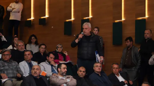 Başkan Çetin Akın Halkın Sorularını Tek Tek Yanıtladı