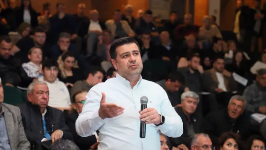 Başkan Çetin Akın Halkın Sorularını Tek Tek Yanıtladı