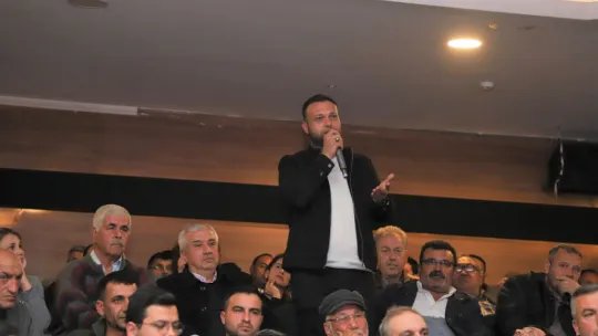 Başkan Çetin Akın Halkın Sorularını Tek Tek Yanıtladı