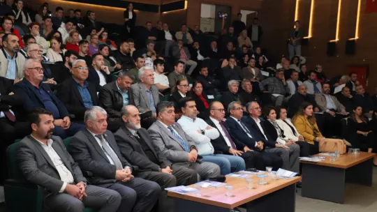 Başkan Çetin Akın Halkın Sorularını Tek Tek Yanıtladı