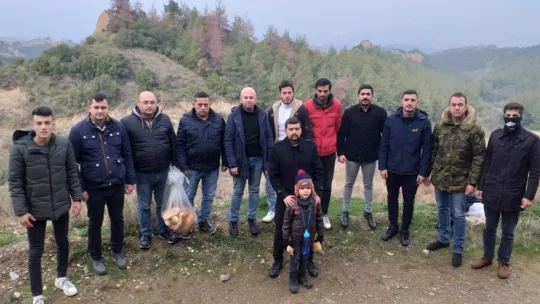 Turgutlu Ülkü Ocakları Doğadaki Hayvanları da Unutmadı!