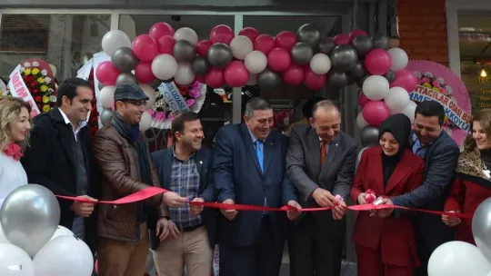 Turgutlu'da Gülizar Butik Hizmetinizde!