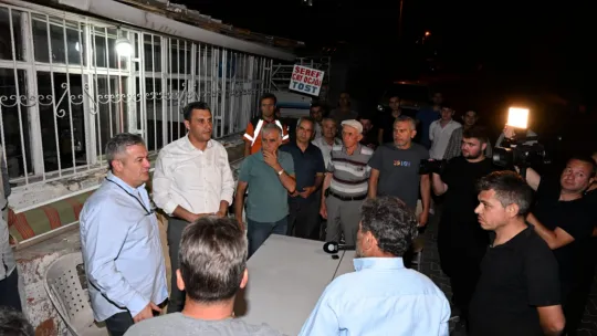 Büyükşehir Tüm Birimleriyle Yangın Bölgesinde