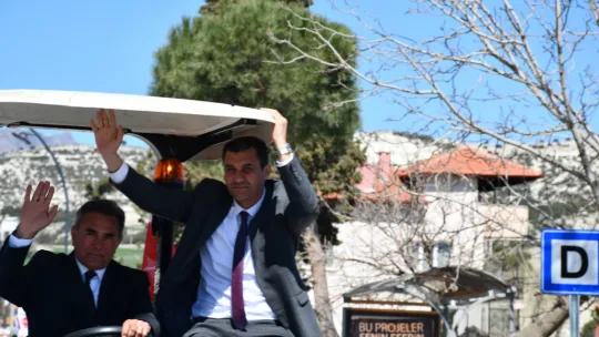 Cemil Kurt, ' Bizim derdimiz Selendi ve biz Selendi'yi konuşmak istiyoruz'