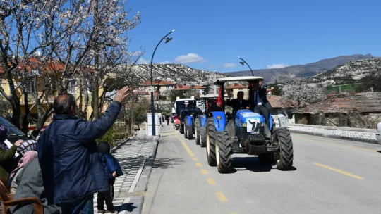 Cemil Kurt, ' Bizim derdimiz Selendi ve biz Selendi'yi konuşmak istiyoruz'