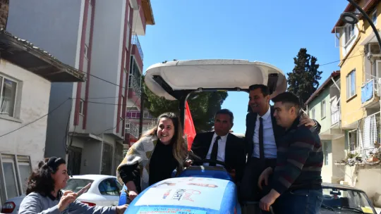 Cemil Kurt, ' Bizim derdimiz Selendi ve biz Selendi'yi konuşmak istiyoruz'