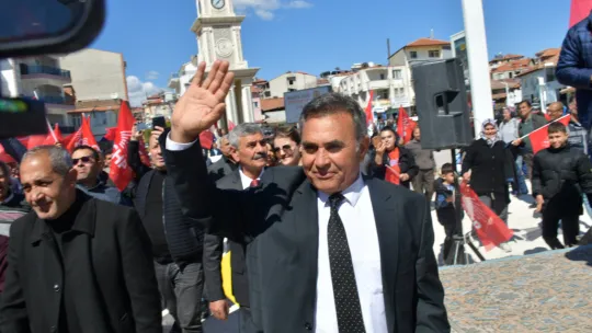 Cemil Kurt, ' Bizim derdimiz Selendi ve biz Selendi'yi konuşmak istiyoruz'