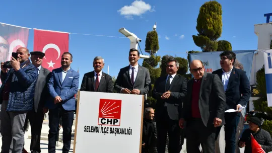 Cemil Kurt, ' Bizim derdimiz Selendi ve biz Selendi'yi konuşmak istiyoruz'