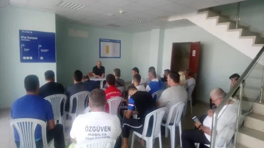 İzmir'e Kick Boks yapan sporcular Damga Vurdu