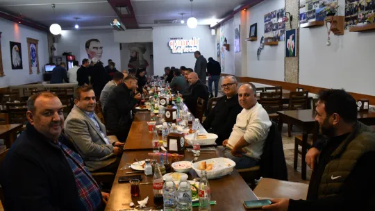 Turgutlu Selendililer Derneği'nden Sponsorlara Teşekkür Yemeği düzenledi