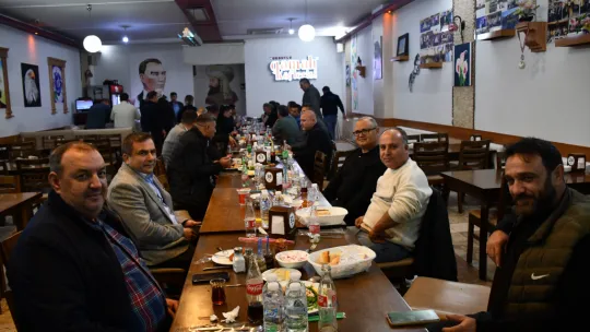 Turgutlu Selendililer Derneği'nden Sponsorlara Teşekkür Yemeği düzenledi