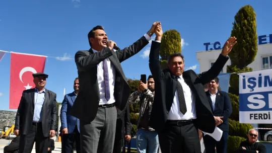 Cemil Kurt, ' Bizim derdimiz Selendi ve biz Selendi'yi konuşmak istiyoruz'