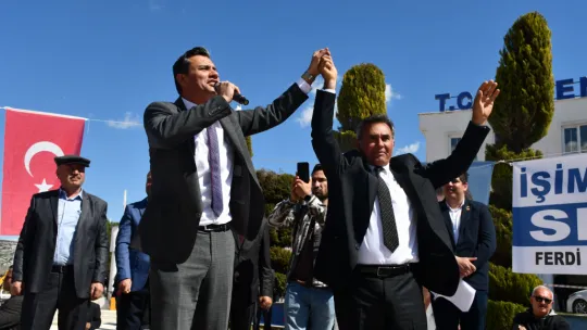 Cemil Kurt, ' Bizim derdimiz Selendi ve biz Selendi'yi konuşmak istiyoruz'