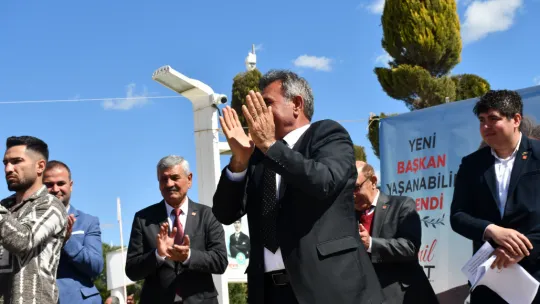 Cemil Kurt, ' Bizim derdimiz Selendi ve biz Selendi'yi konuşmak istiyoruz'