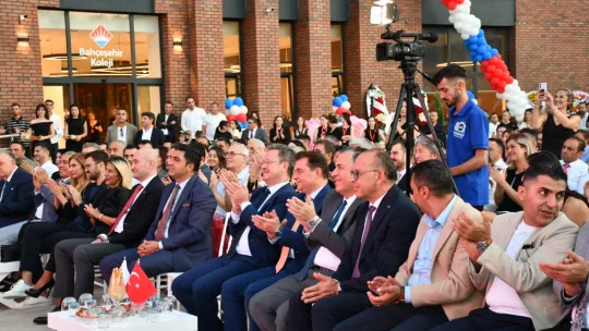 Bahçeşehir Koleji Manisa'da 5. kampüsünü açtı