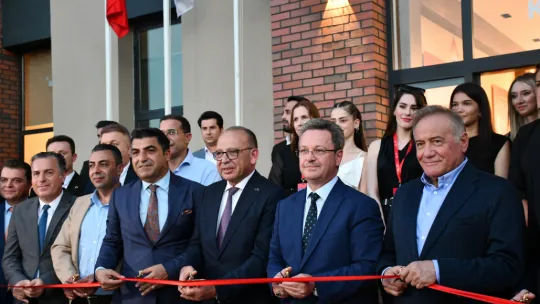 Bahçeşehir Koleji Manisa'da 5. kampüsünü açtı