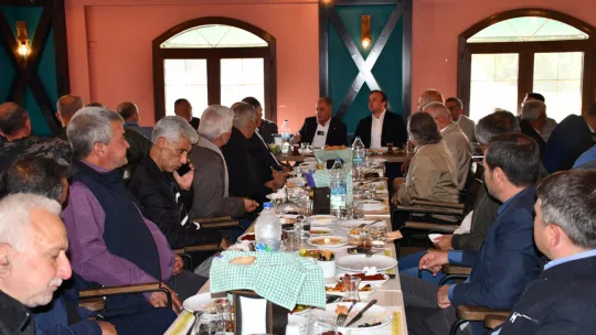 Şahin Ek Muhtarlarla Kahvaltıda Buluştu, Esnaf Kefalet Kooperatifi İçin Önemli Mesajlar Verdi