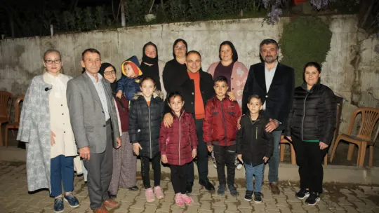 Ali Uçak Sarıgöl'de meşale ve sloganlarla karşılandı