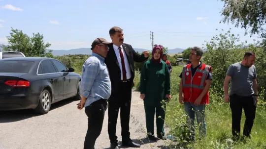 Kula Belediye Başkanı Dönmez, Burçakovası'ndaki MASKİ Çalışmalarını Yerinde İnceledi